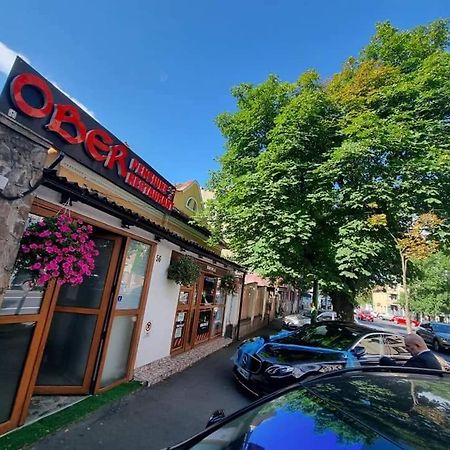 Pensiunea Ober Braşov Esterno foto